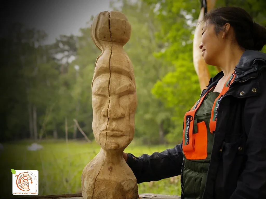 2 Bildhauerkurs K2 mit Kettensaege by mario mannhaupt