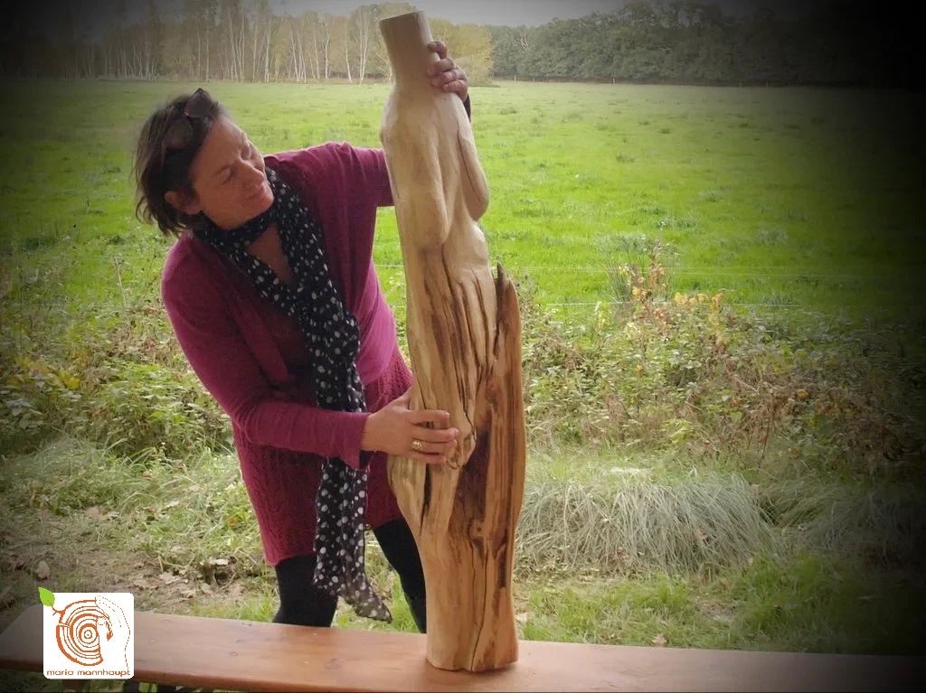 29 Bildhauerkurs K2 mit Kettensaege by mario mannhaupt